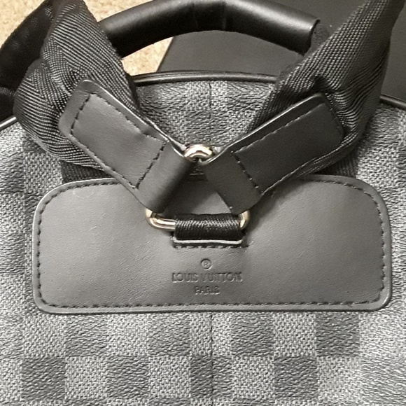 Louis Vuitton Michael Backpack - Picture 5 of 8